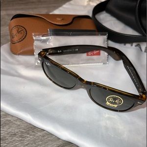 Ray Ban New Wayfarer - Tortoise